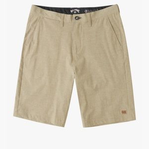 NWT BOYS Billabong Crossfire Submersible Comfort Stretch Short - Boys 28(16)